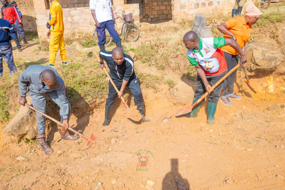 L’Agence Routière du Burundi priée d’intervenir pour réhabiliter la RN 21