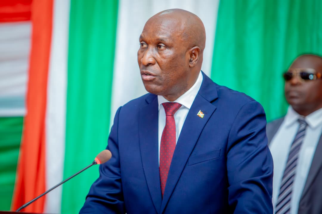 DISCOURS PRONONCE PAR LE PRESIDENT DU SENAT, TRES HONORABLE GERVAIS NDIRAKOBUCA, LORS DE L’OUVERTURE SOLENNELLE DE LA SESSION PARLEMENTAIRE ORDINAIRE DE DECEMBRE 2025